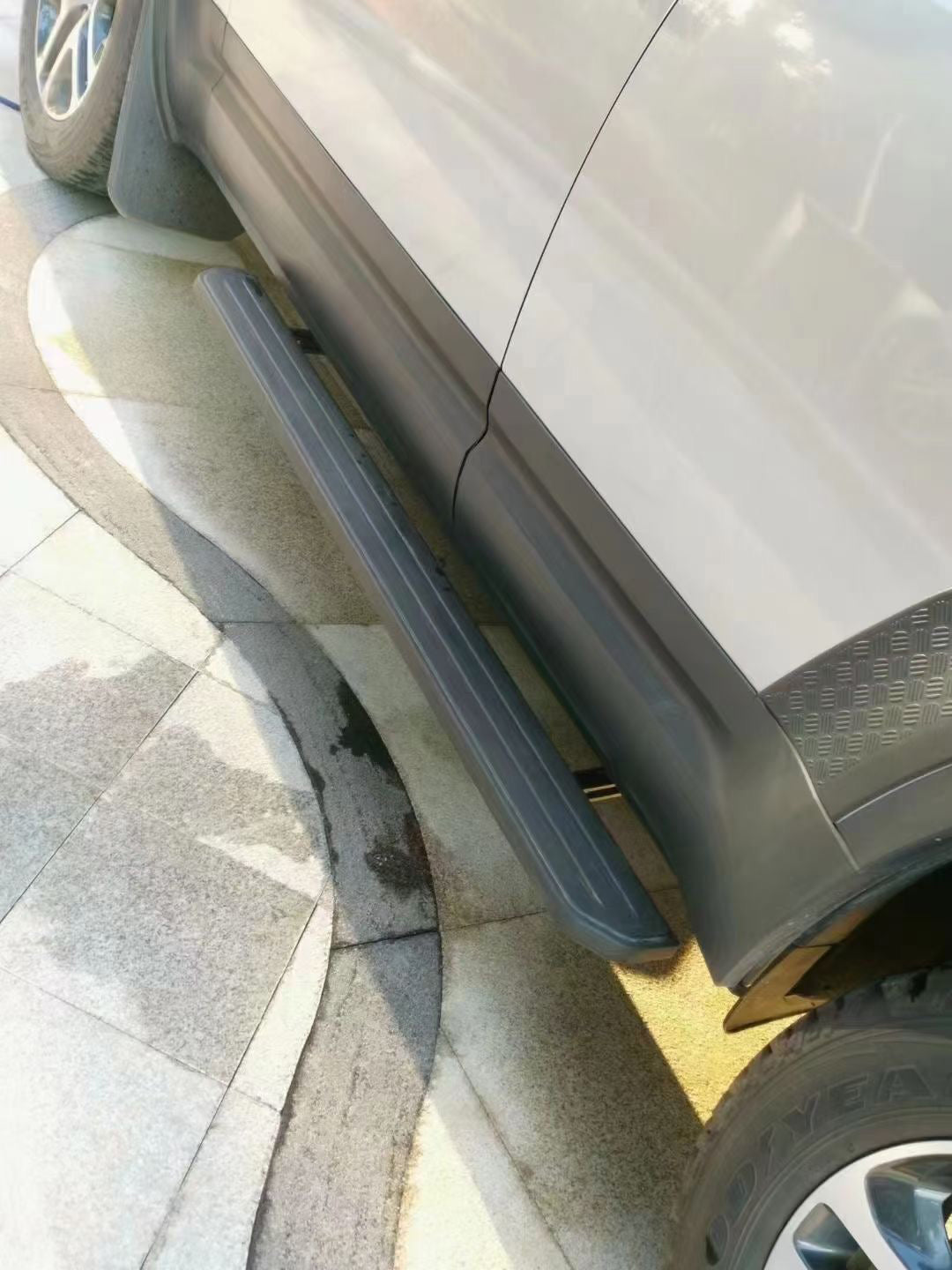 Deployable Electric Side Steps – Land Rover Defender L663 110 (2020+)