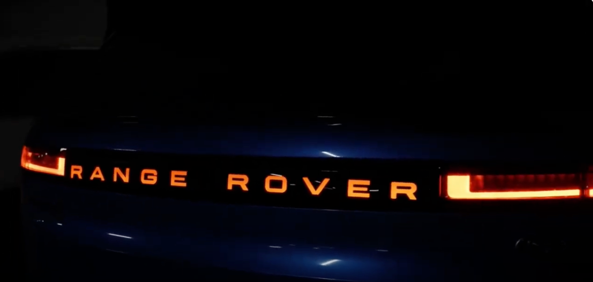 Illuminated LED Tailgate Cover RANGE ROVER Design for Range Rover Sport L461 2022+