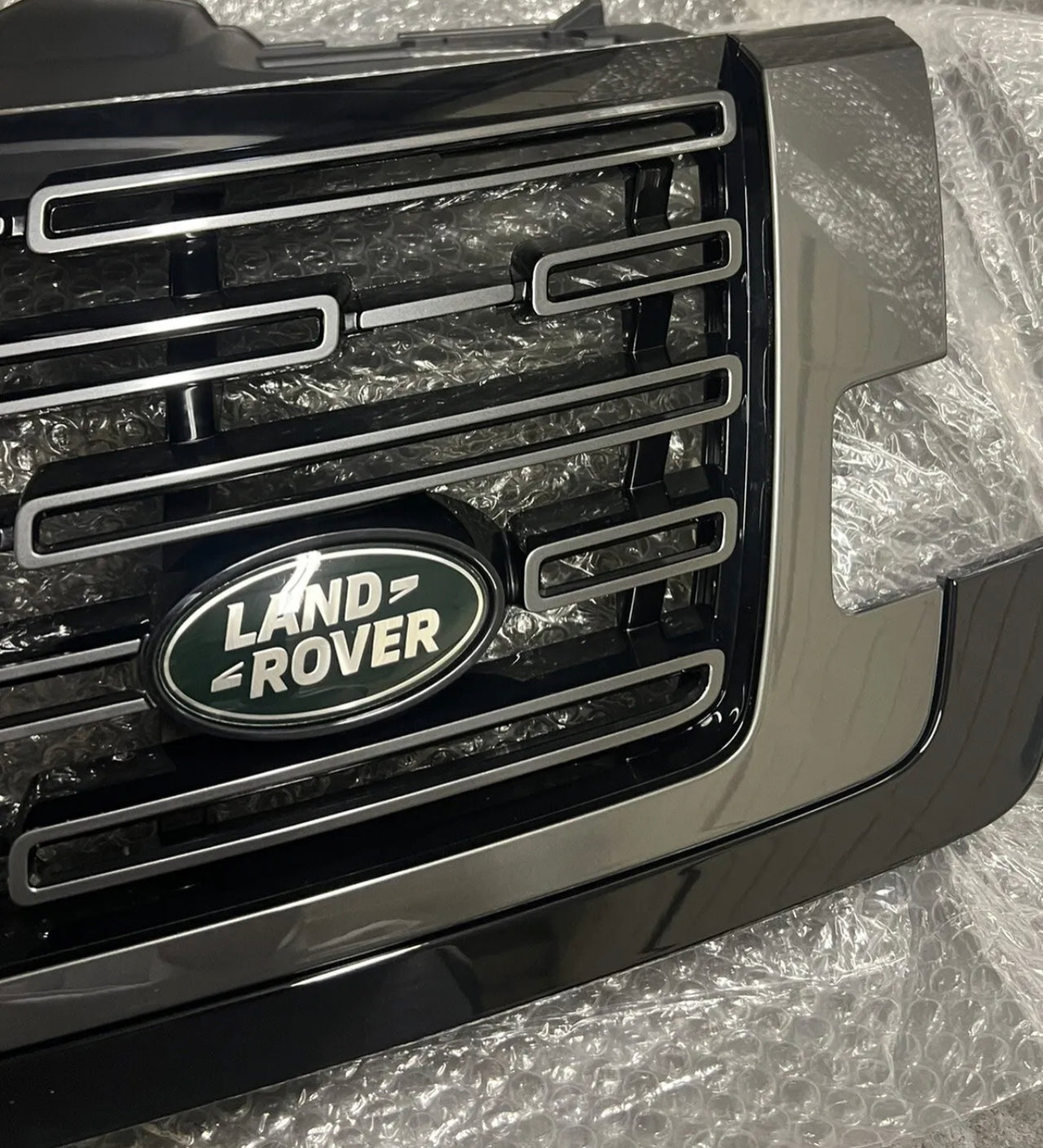 Range Rover L460 Shadow Atlas Grille OEM 2022 Land Rover